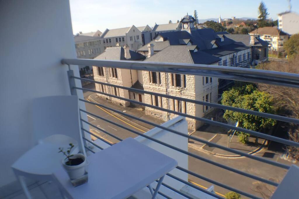 Rondebosch Apartment